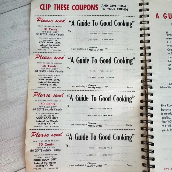 Collection of vintage recipe cookbooks “Five Roses” “Newfoundland Recipes” etc - Picture 3 of 4